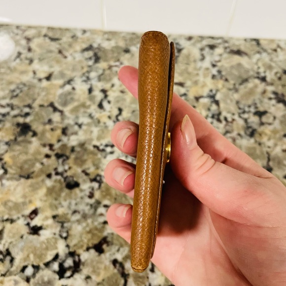 BULGARI Tan Leather Key Ring Wallet 💯 AUTHENTIC - Picture 10 of 14